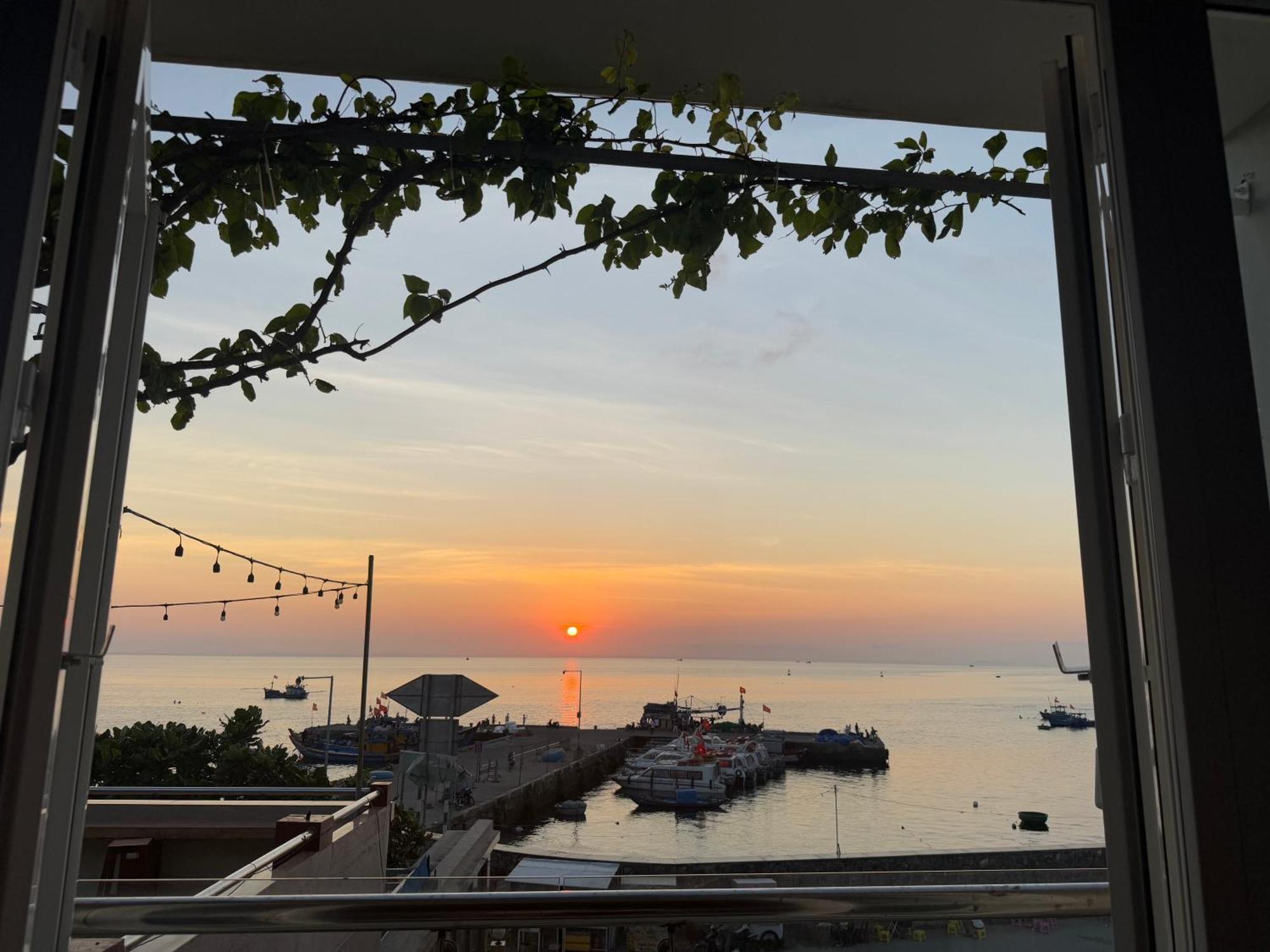 Binh Yen Hotel Ly Son Экстерьер фото